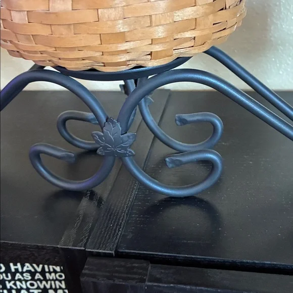 LONGABERGER Wrought Iron Candle Holder with Basket - Picture 2 of 8